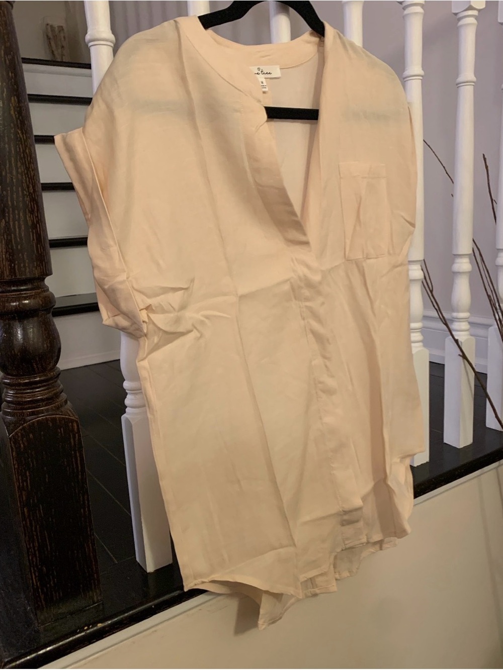 Love Tree Cream V-Neck Short Sleeve Blouse